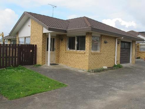 1/10 Victoria Street, Pukekohe