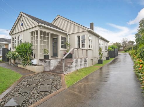 74 Paihia Road, One Tree Hill