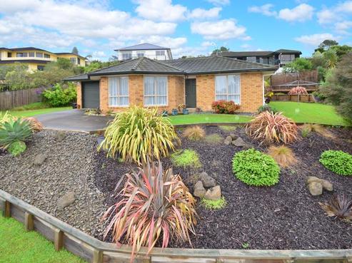 24 Roberta Crescent, Orewa