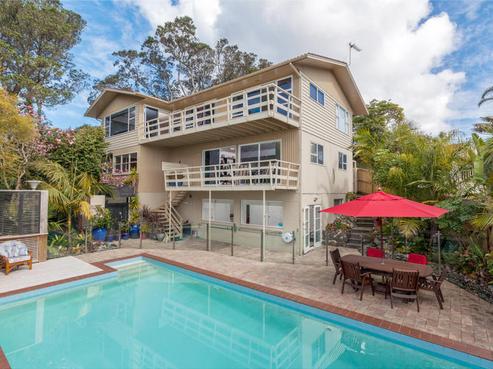 241 Golf Road, Titirangi