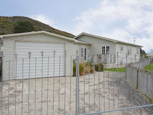 23 Helvetia Grove, Naenae