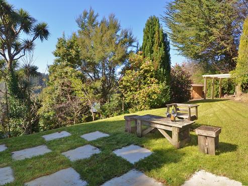 66 Rockside Road, Glenleith