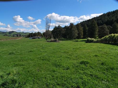 180B Dimmock Road, Waitakaruru