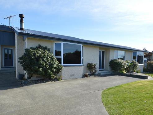 375 Chesney Street, Clifton