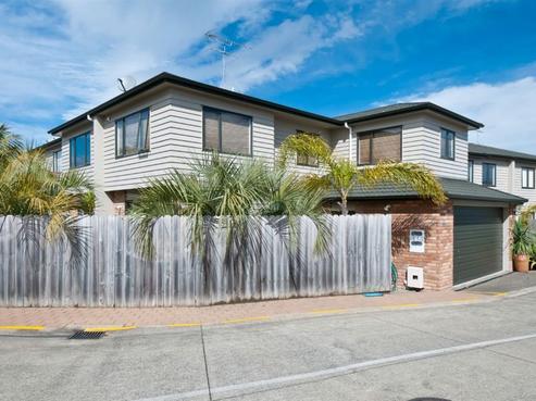 44/22 Northcross Drive, Oteha