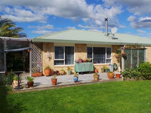 16 Madgwick Place, Ngatea