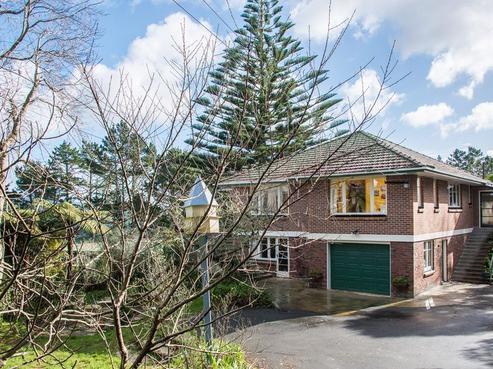 231 Scenic Drive, Titirangi