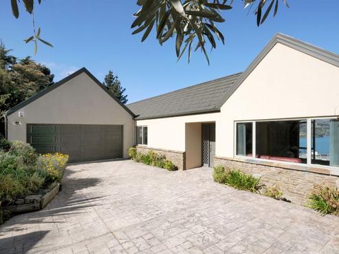 5 Harmans Road, Lyttelton