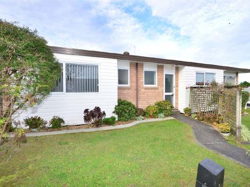 130T Lakeside Drive, Orewa