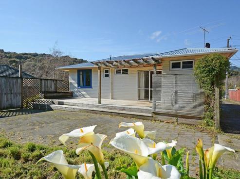10 Pinehaven Road, Pinehaven