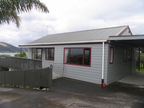 42 Taumatawiwi Street, Opononi