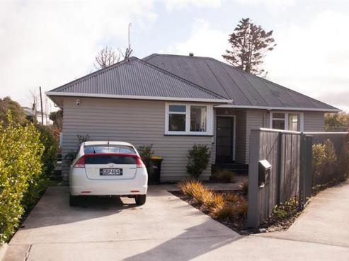 90 Bracken Road, Paparangi