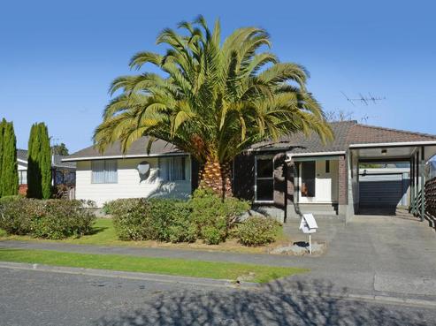 175 California Drive, Totara Park