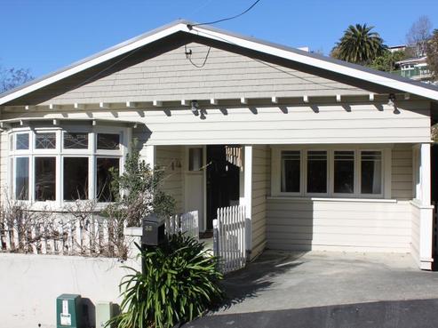33 Russell Street, Stepneyville