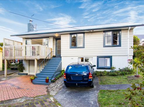 49 Glen Marine Parade, Glendene