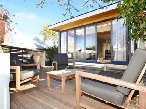 108 Highgate, Roslyn