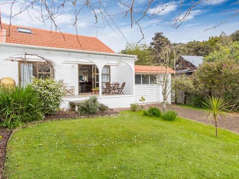 38 Wirihana Road, Titirangi
