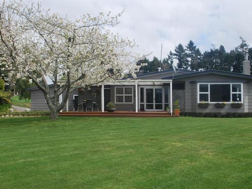 290 Hossack Road, Ngakuru