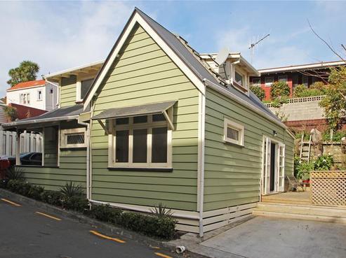 13 Brewster Street, Napier Hill