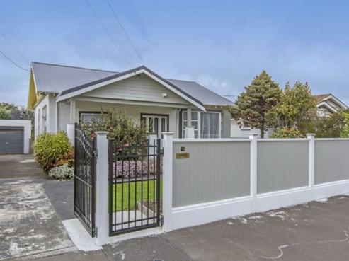 15 Moa Street, Alicetown