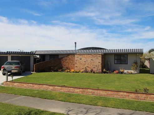 19 Tait Drive, Greenmeadows