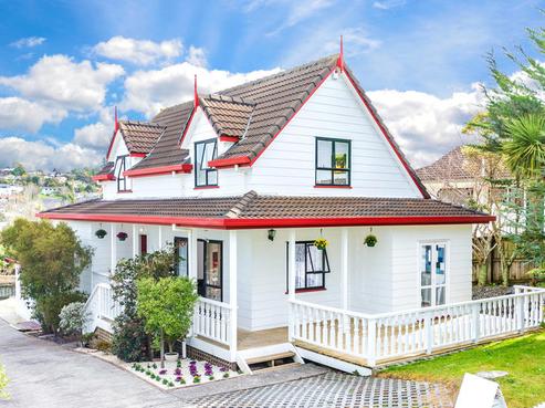 99 Athena Drive, Totara Vale