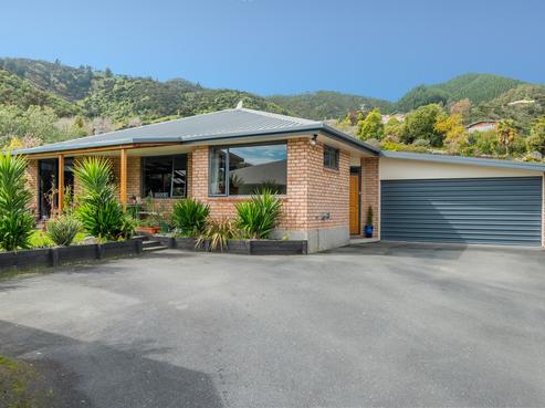 7 Hodgson Place, Atawhai