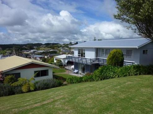 61 Queens Road, Glen Avon