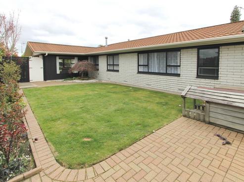 14 Blackmore Drive, Lynmore