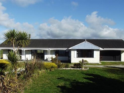 6 Stafford Loop Road, Hokitika