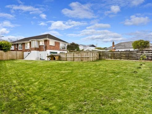 2/12 Fifeshire Street, Hauraki