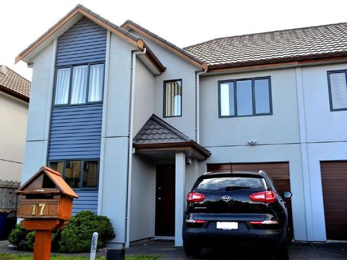 17 Vicente Place, Oteha