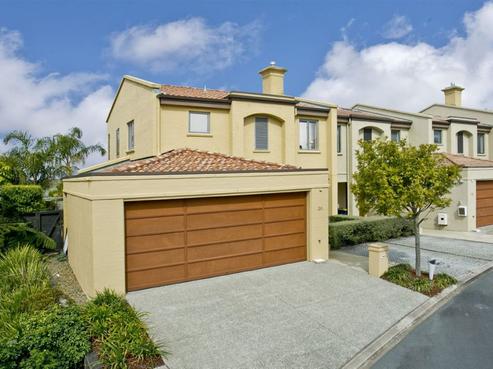 20/130 Gills Road, Half Moon Bay