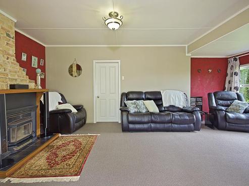 83 Gleeson Road, Pollok