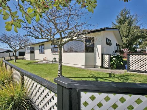 18 Rush Place, Havelock North