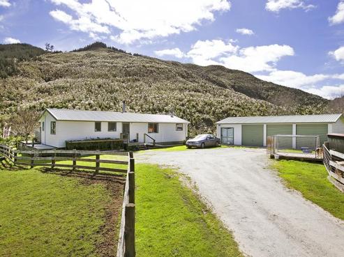 5 Clifford Road, Makarau