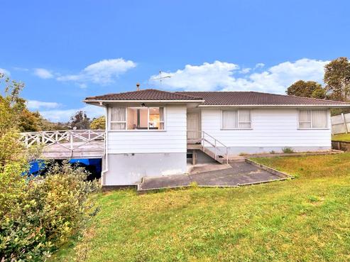 12 Aralia Road, Sunnynook
