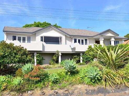 3 Beach Road, Manly