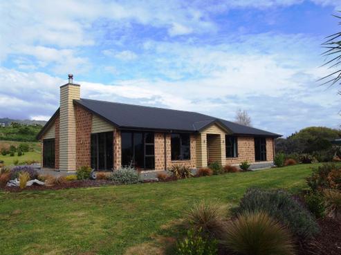 20 Raukawa Road, Peka Peka