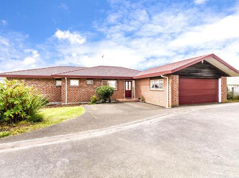 9 Lucienne Drive, Ranui
