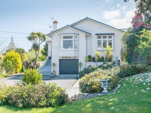 1 Brassey Road, Saint Johns Hill