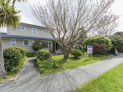 15 Deepdale Street, Burnside