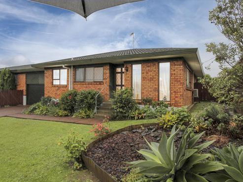 2/1 Venus Place, Half Moon Bay