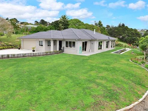 4 Binnacle Rise, Gulf Harbour