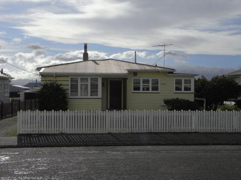 21 Ohio Street, Martinborough
