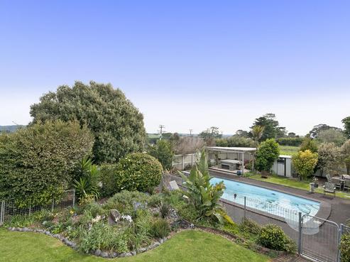 87 Amreins Road, Waitakere