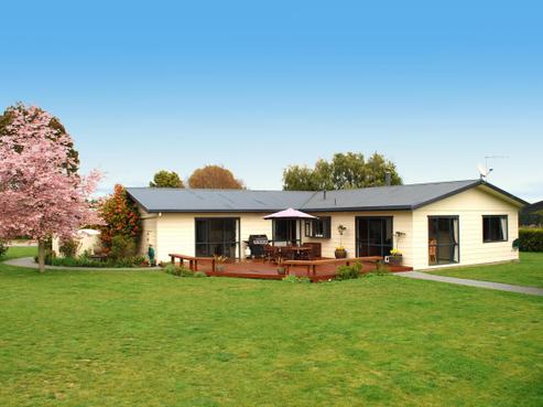 44 Caroline Drive, Maunganamu