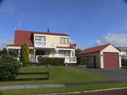 1 Winderton Way, Pauanui