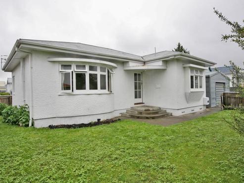 1105A Karamu Road North, Mayfair