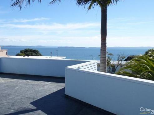 75 Pacific Parade, Army Bay